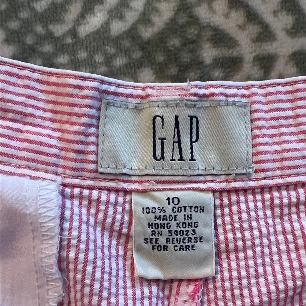 GAP Women's Pink and White Striped Bermudas - Picture 2 of 2